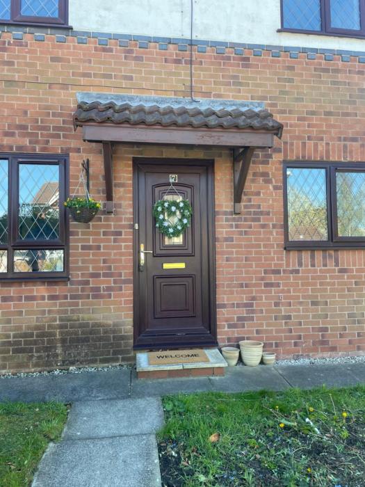 1 Bed Apartment With Private Garden