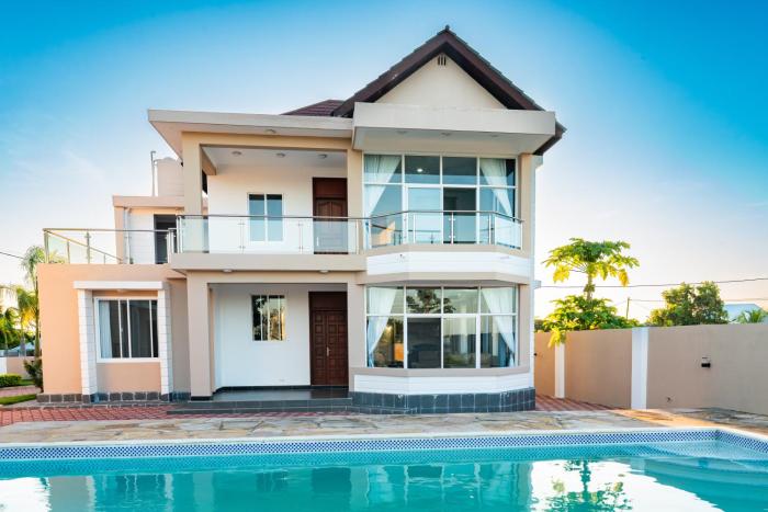 Twin Palms - Bweleo Legacy Living