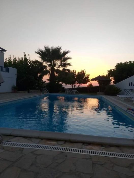 Efi Pool & View Alepochori ii