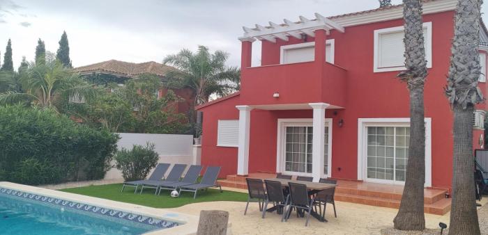 Villa Bonita, with a private pool