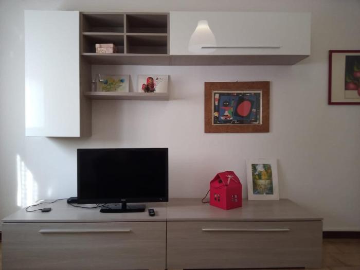 La casa di Ele&Giò, Lodi Viale Rimembranze