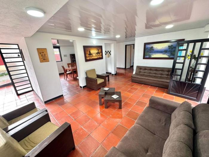 Country House with Garden in Nobsa, Boyacá