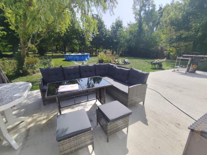 Maison 4 chambre 11personnes grand jardin