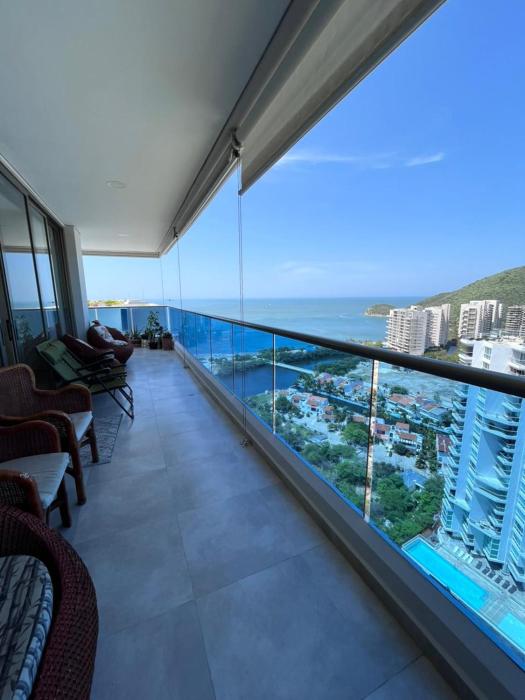 Super Lujoso - Con Cook - Vista al mar - Ideal para familias - BeachFront Property - Santa Marta Colombia