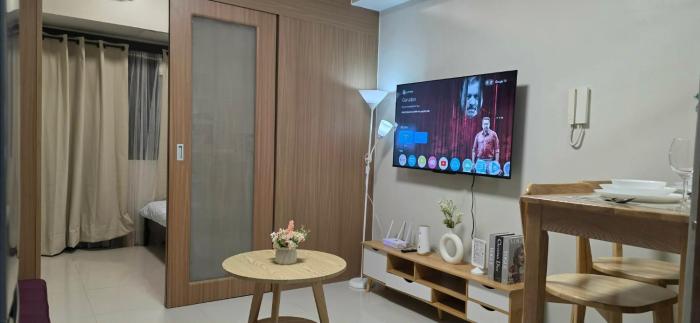 Near Airport Malls shore 3 Mall of Asia