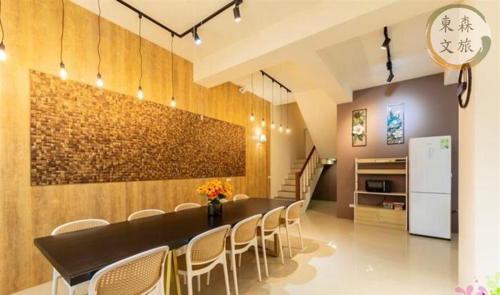 Doesnt Want To Go Home BnB