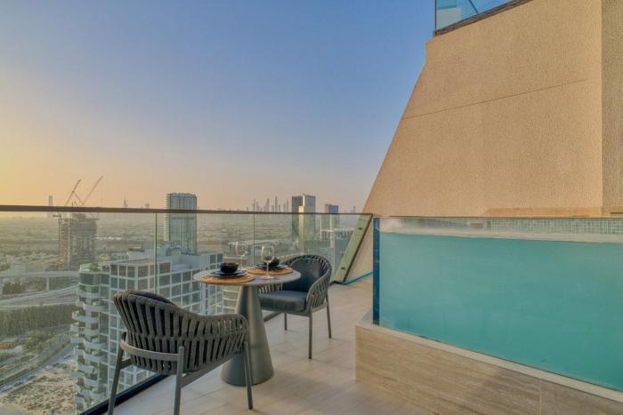 GuestReady - High floor Lux with a Private Pool