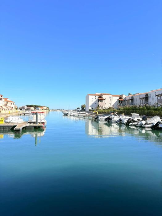 Douce parenthese a St Cyprien vue Lagune