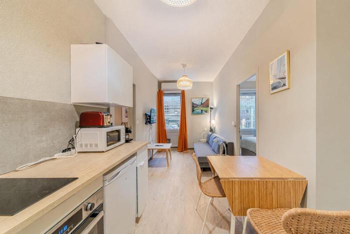 LEscale des Halles 2-Bedroom Apartment Lyon 3