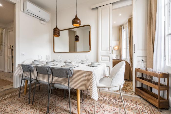 Luminoso apartamento con balcon en Sagrada Familia