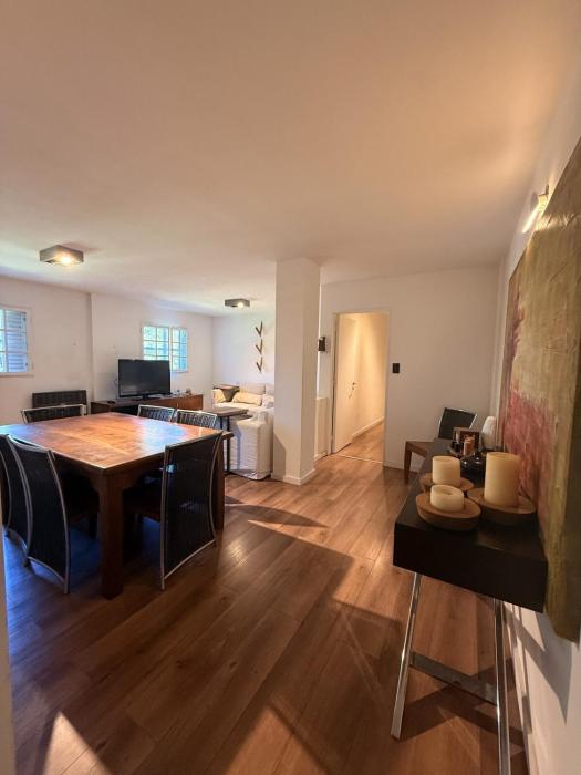 Departamento Córdoba IV, estadio Kempes, Siglo 21,Cerro de las Rosas, Chateau