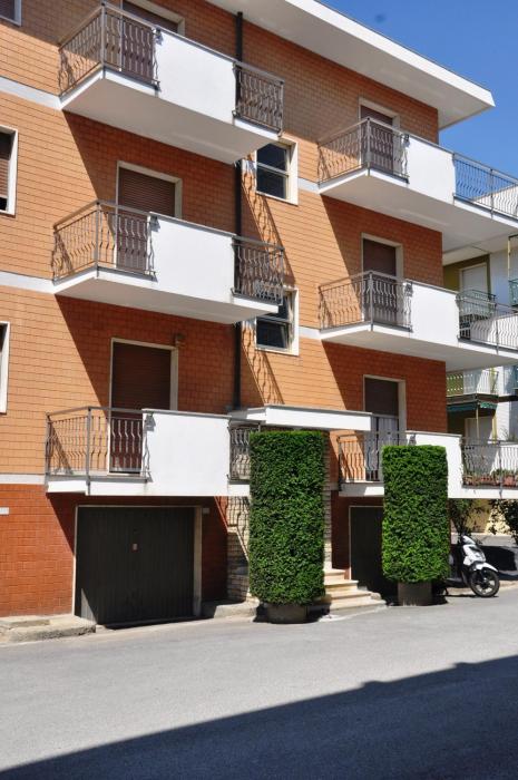 VIALE REPUBBLICA 307 8 a