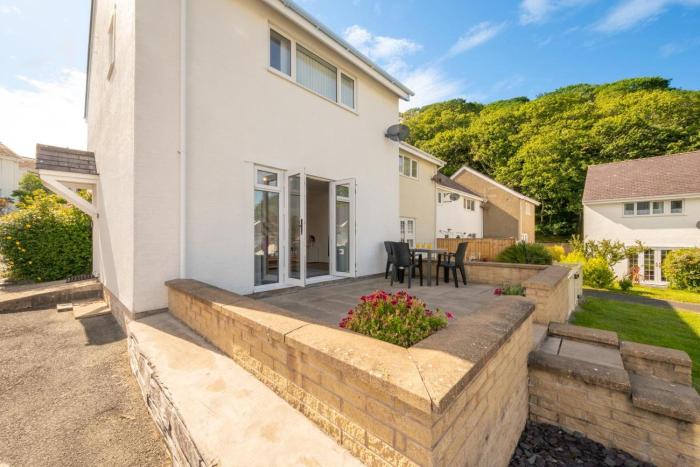 3 Bed in Borth-y-Gest oc-wag717