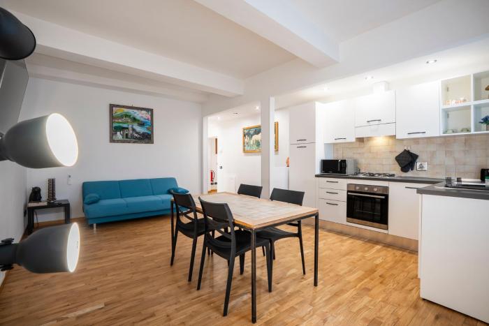 2br historic center, perfect for visiting Florence