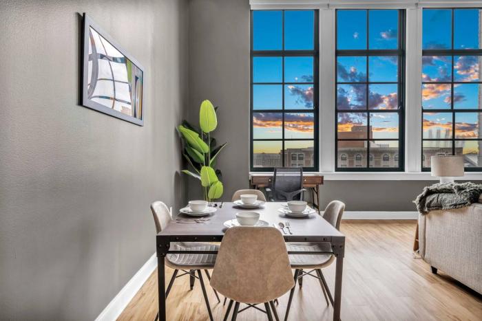 The Halle Downtown | ParkingGymSecurity A2