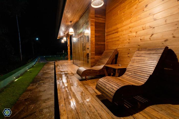 Hotel Narangala Wooden Villa