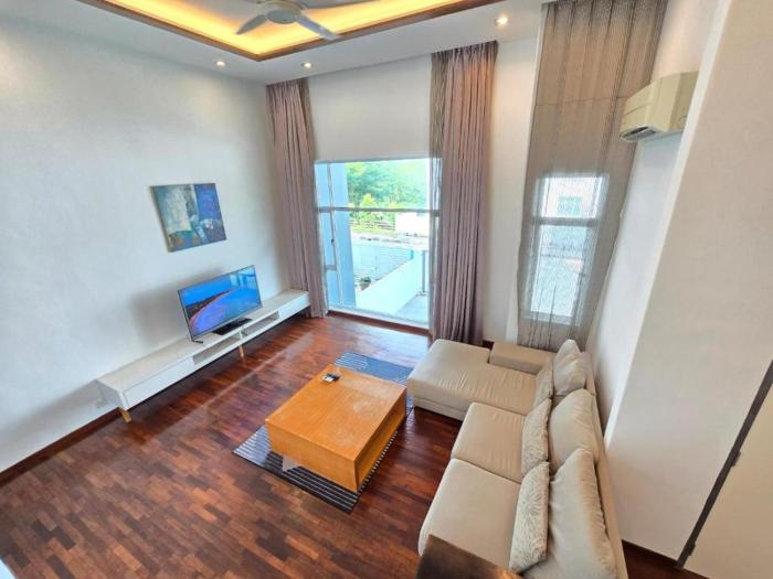 Spacious Seaview Villa 13pax Batu Ferringhi Beach