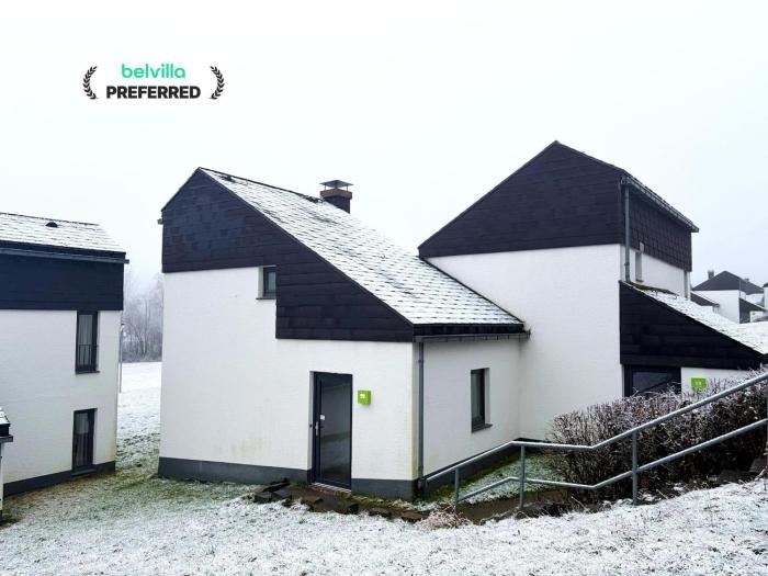 Spacious holiday home in Hambachtal Resort