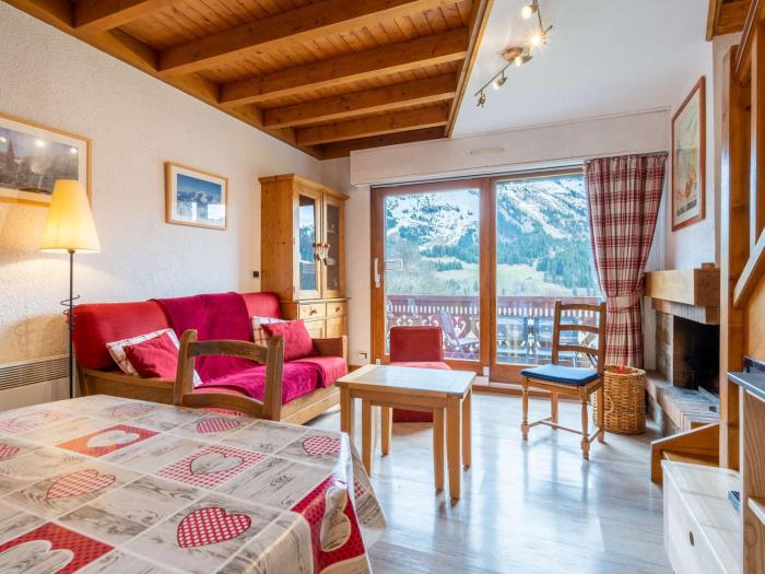 Appartement confortable à La Clusaz avec cheminée et garage - FR-1-304-135