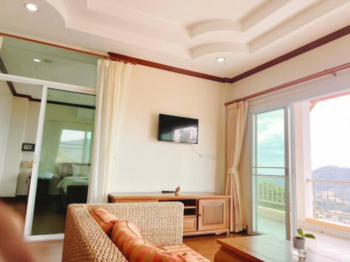 Entire Boho Luxe Villa Spa Overlooking Patong