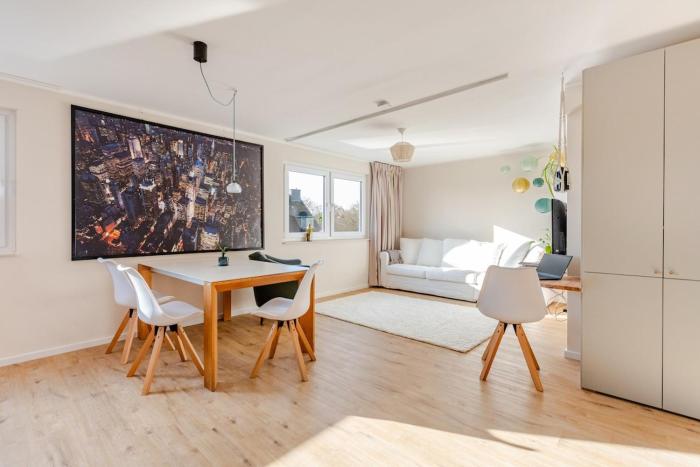 Charming top-floor apartment