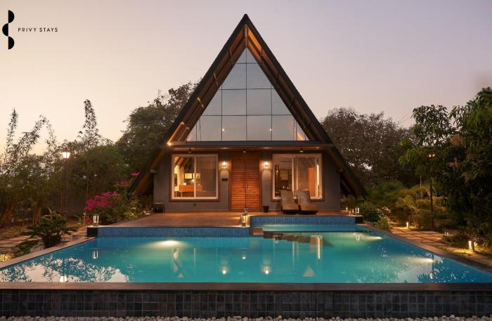 Privy Stays- Teakwood Villa, Alibag