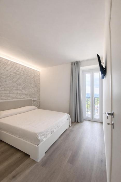 Rosso Conero - Soggiorni Le Grotte