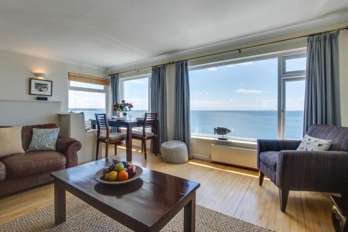 2 Bed in Porthleven oc-lampho