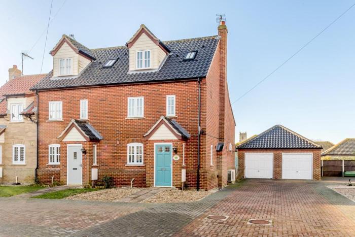 3 Bed in Winterton-on-Sea oc-s28218