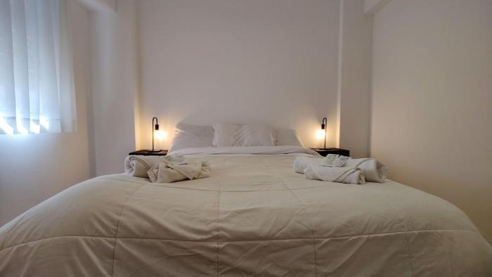 US Embassy & La Rural Nearby! Cozy Apt for 3