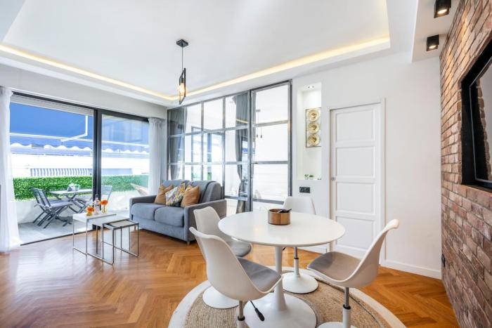 Super flat in Carré dOr - 1 minute from the sea