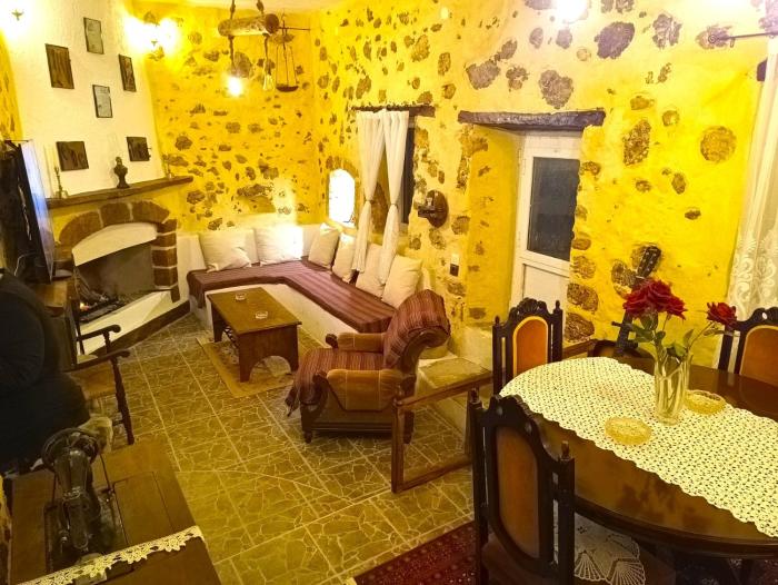 Archontiko-Zakros , Αρχοντικό-Ζάκρος