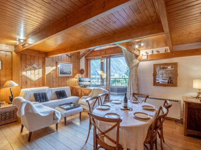 Bel appartement duplex pour 8, proche pistes à Chamonix avec wifi et parking - FR-1-343-188