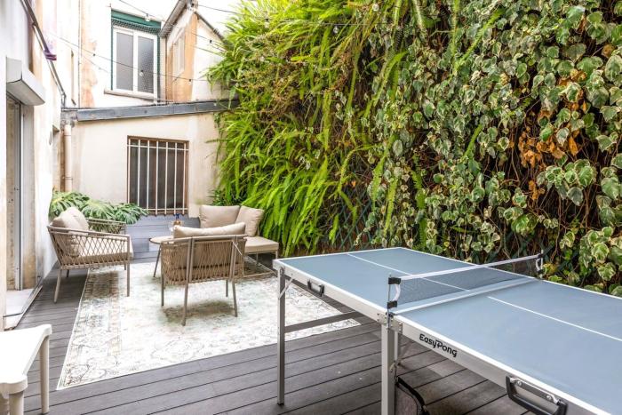 Chic 3BR Oasis Near the Sea AC 2 Terraces