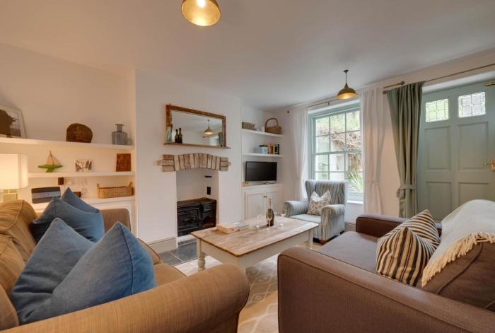2 Bed in Polruan oc-p00697