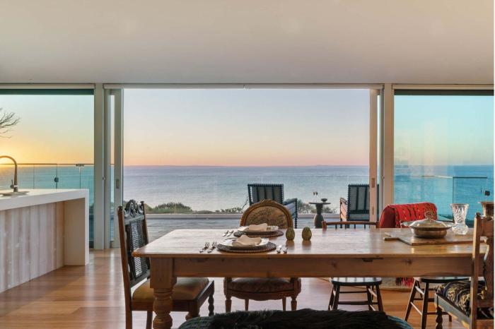 The Veranda - Panoramic Bay Views Private Beach Access Pool
