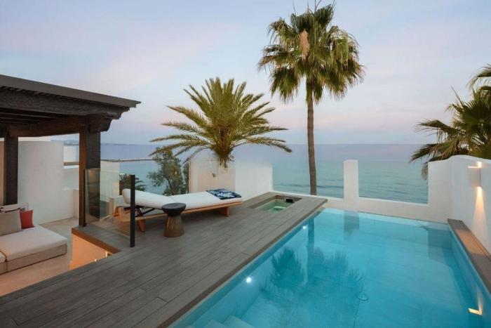 4BR Penthouse Beach Marbella