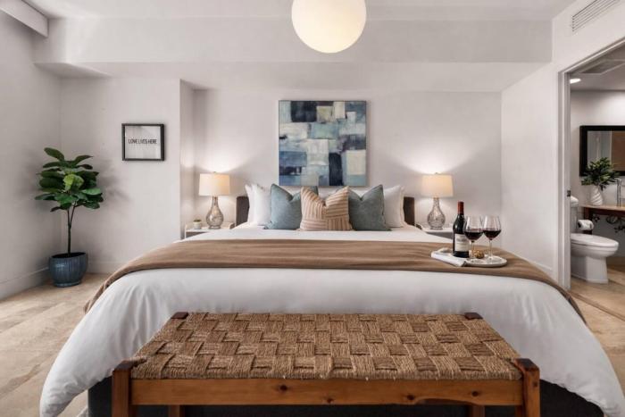 The Palazzo, Heart of Miami, Rooftop Pool, Lux Spa