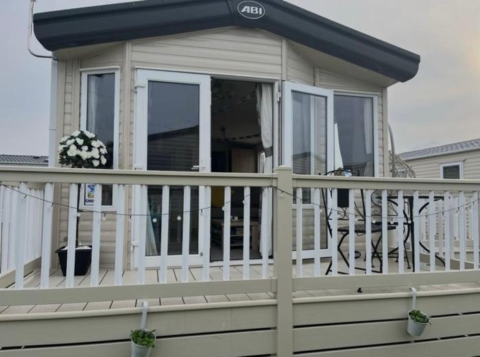 3 Bedroom Family friendly - Seaview Holiday Park