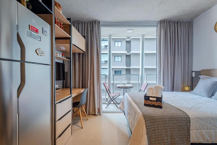 Studio ao lado do Shopping Frei Caneca