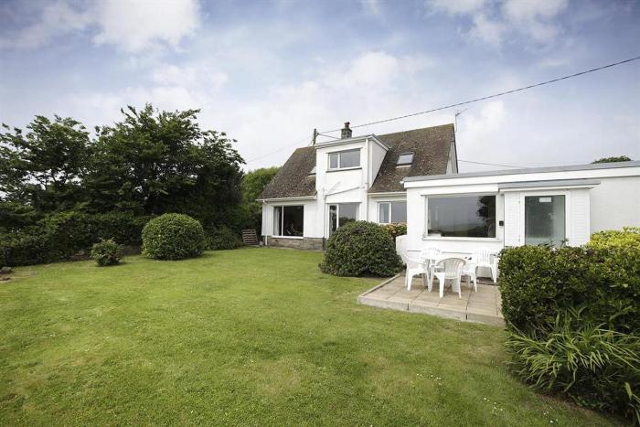 4 Bed in Gower oc-hh45