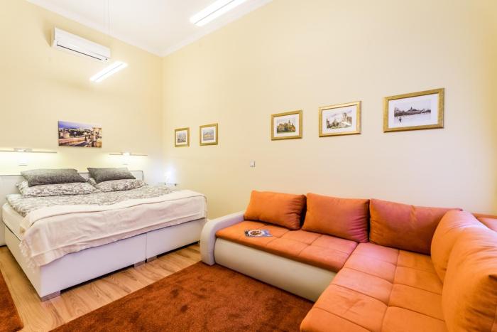 Orange Apartment in the heart of Budapest