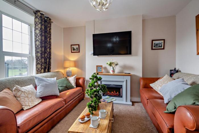 3 Bed in Llanbedr oc-t28932