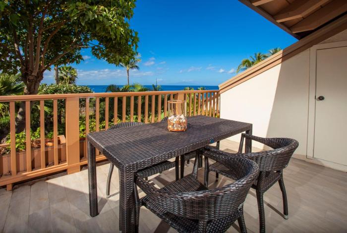 Maui Kamaole #A-201 Ocean view, AC Throughout, Wifi, Across Kamaole Bch III