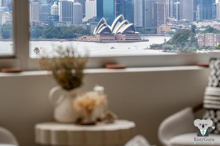 Mosman | Stunning Opera & Bridge View | KozyGuru