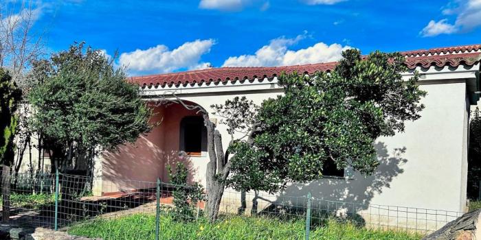 ISS Travel, Apartment 4 beds with garden in San Teodoro just 700 mt from la Cinta Beach