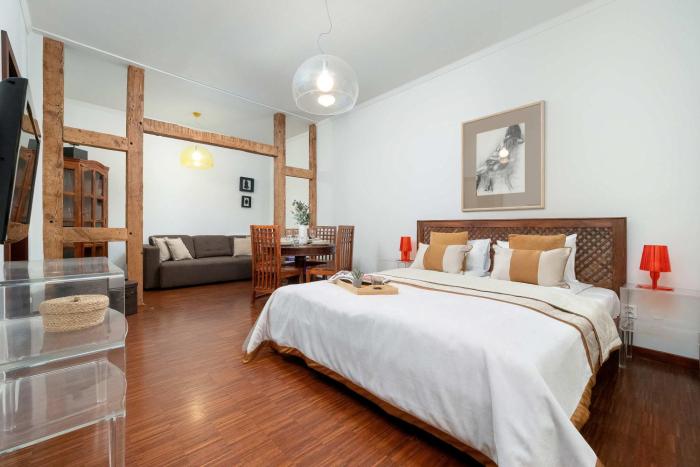 Tasteful Studio Near the City Center in Poznań by Noclegi Renters