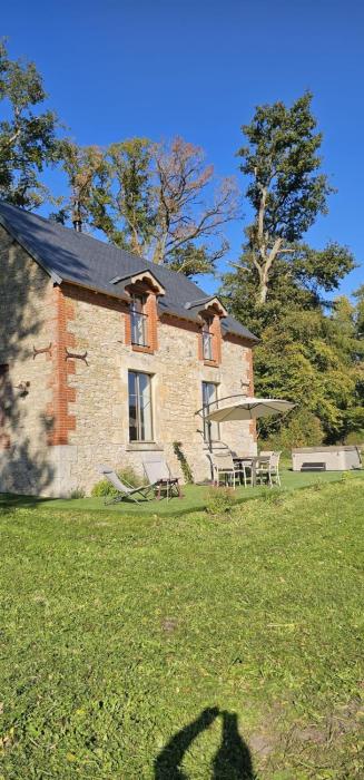 Maison avec spa privatif, piscine, poele à bois Domaine de la Moyendrie