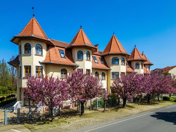 Hajdú Kastély Hotel