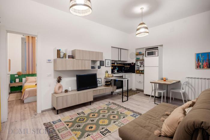 Carducci Apartment By DomuSicily